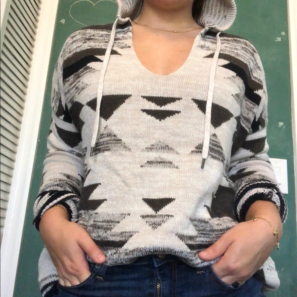 AE Aztec-Design Drawstring Sweater Hoodie